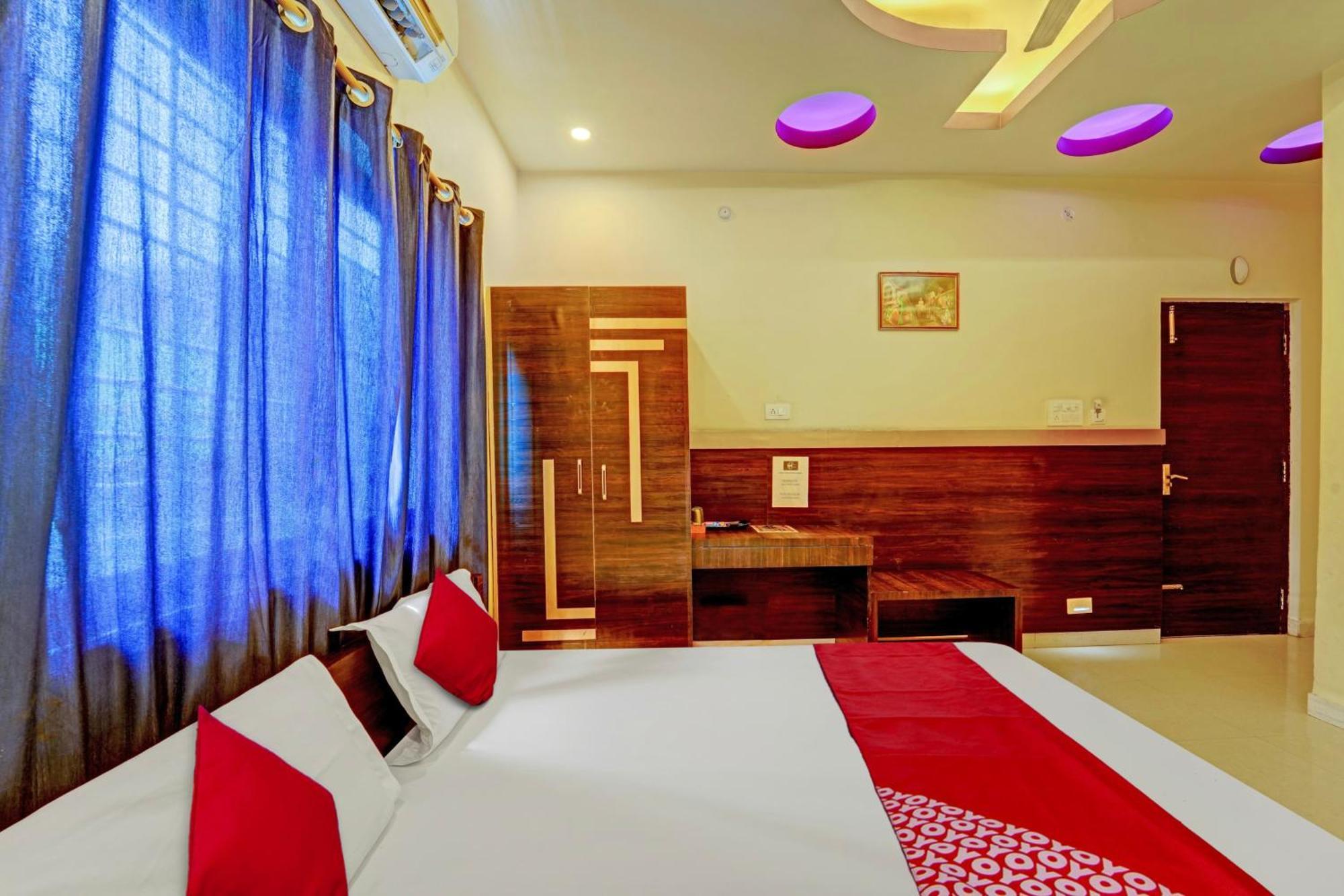 Oyo Flagship Hotel Centre Point Chhapra Esterno foto