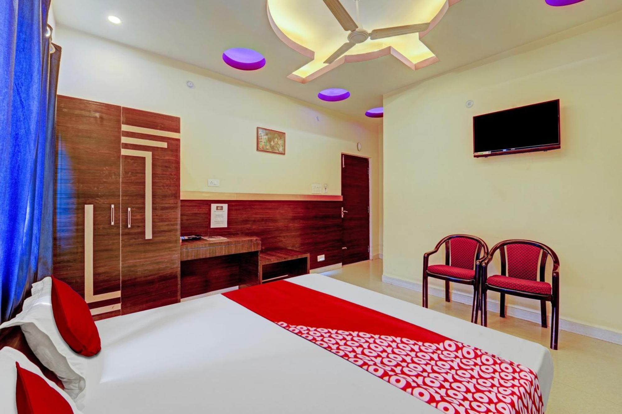 Oyo Flagship Hotel Centre Point Chhapra Esterno foto