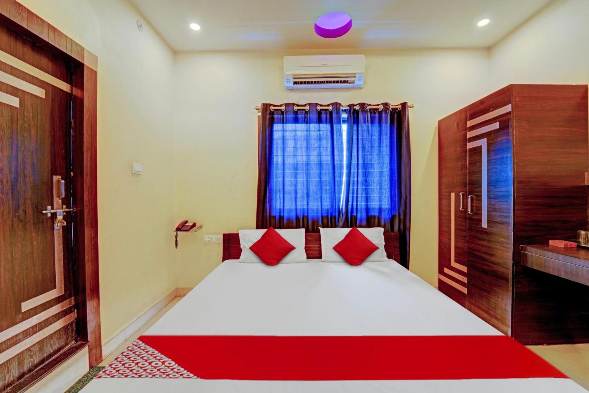 Oyo Flagship Hotel Centre Point Chhapra Esterno foto
